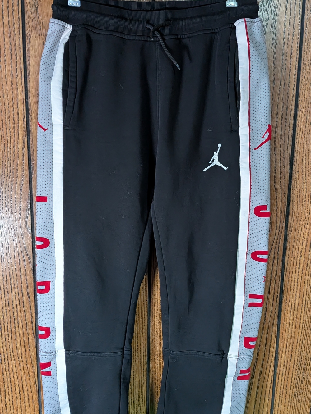 Jordan Kids Size Xl Black Sweatpants with White & Red Side Panels